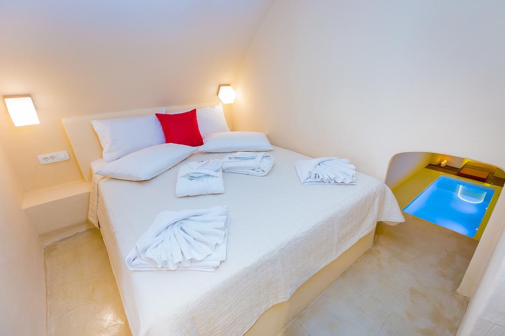 Alma Libre Suites Fira  Exteriör bild