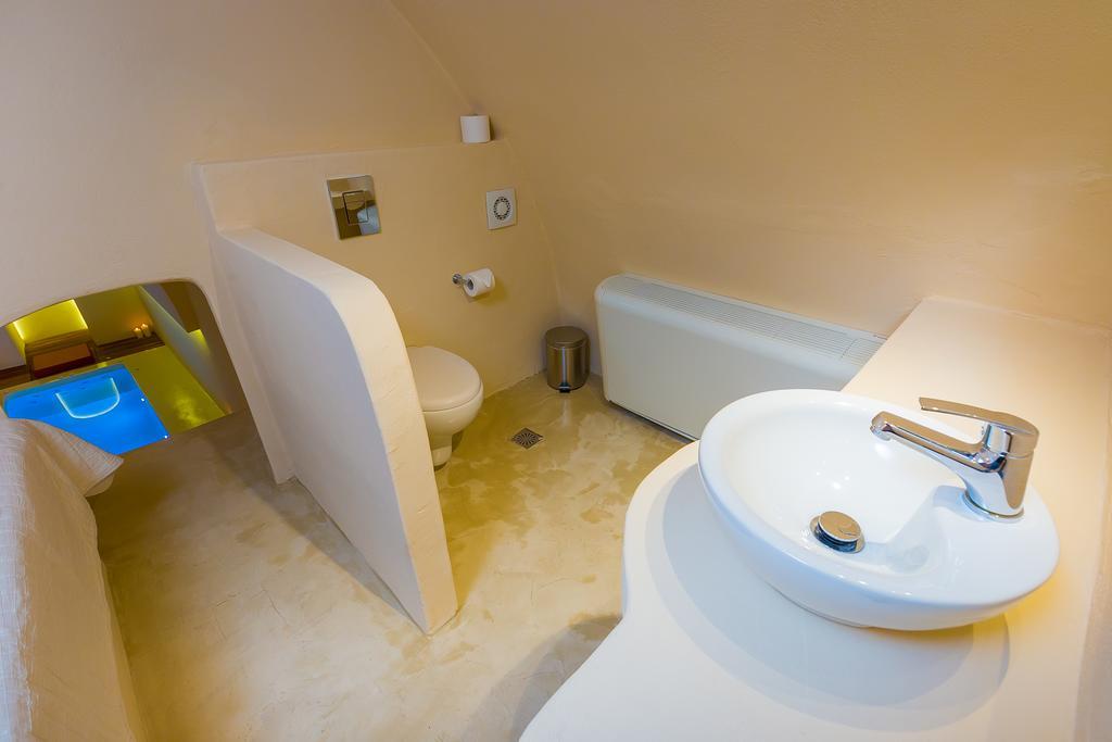 Alma Libre Suites Fira  Exteriör bild